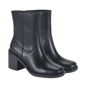 MIA McKenna Stacked Heel Ankle Boot Black Vegan Leather Black Square Toe 8.5